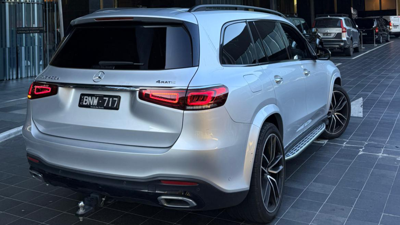 What makes your car rental Melbourne Australia service different?